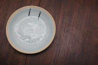 影青白釉印纹盘