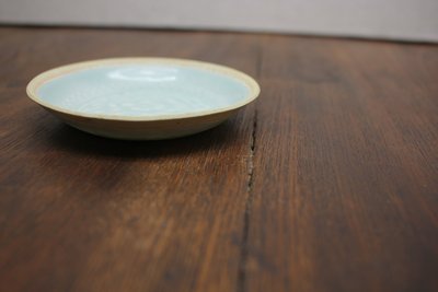 影青白釉印纹盘