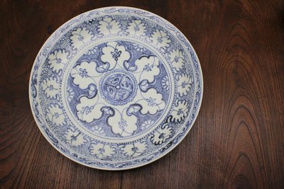 青花如意云纹大盘