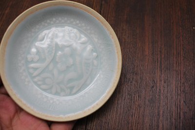 影青白釉印纹盘