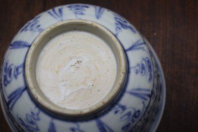 青花璎珞龟背锦纹碗