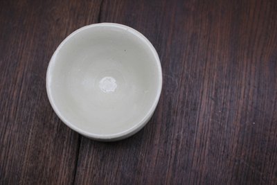 青白釉连体盏托套