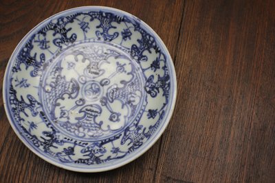 明中青花宝杵璎珞如意纹盘